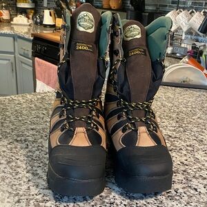 High-Performance Men's Boots - Black and Tan